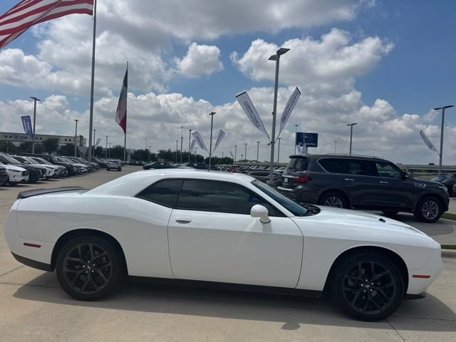 Used 2022 Dodge Challenger SXT w/ Blacktop Package RWD image 2