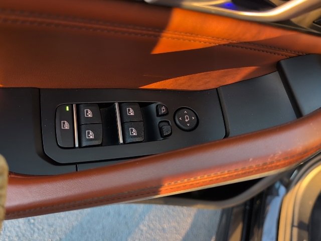 Certified 2023 BMW X6 xDrive40i w/ Executive Package image 14