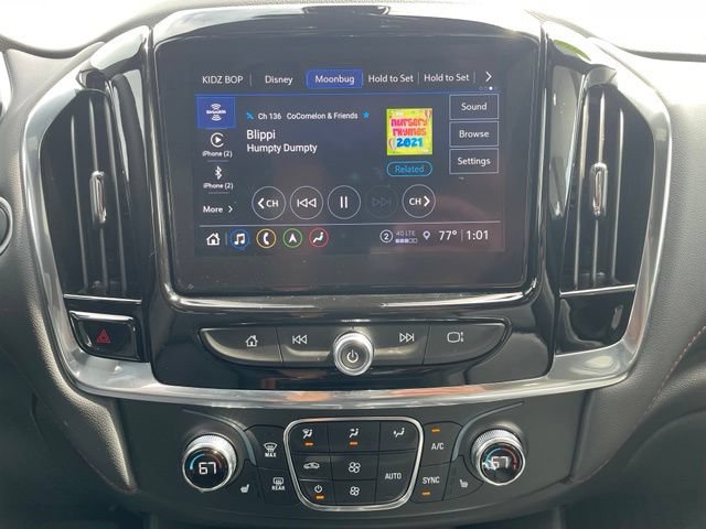 Used 2023 Chevrolet Traverse RS AWD/4WD image 19