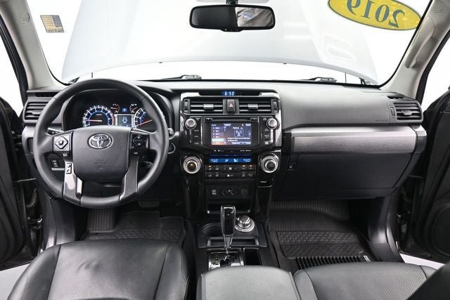 Used 2019 Toyota 4Runner Limited AWD/4WD image 23