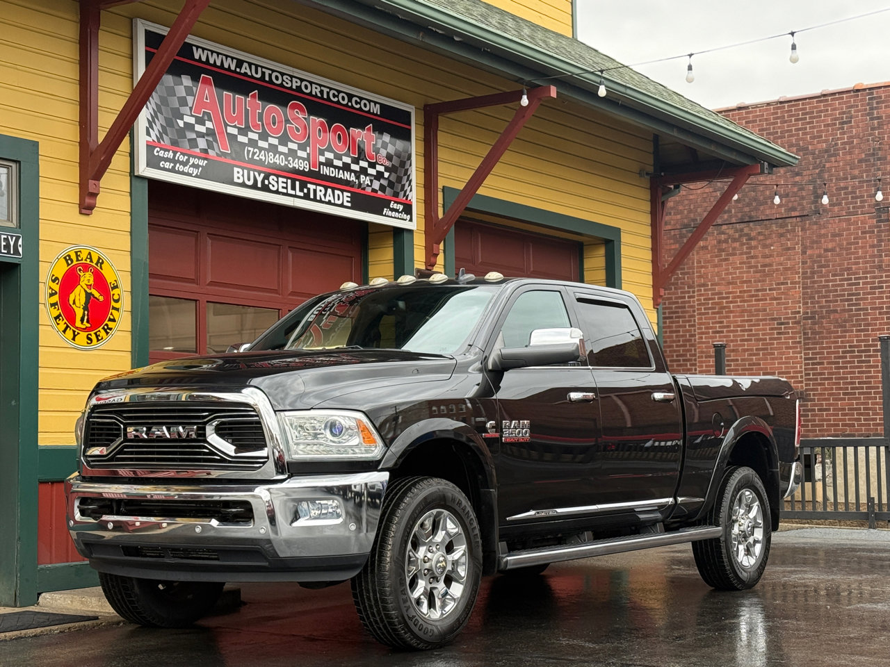 Used 2016 RAM 3500 Laramie Longhorn image 5