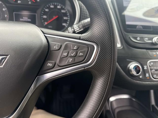 Used 2025 Chevrolet Malibu LT FWD image 30