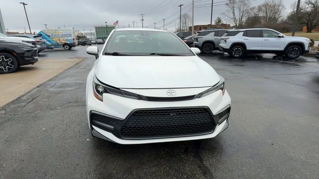 Used 2020 Toyota Corolla SE image 3