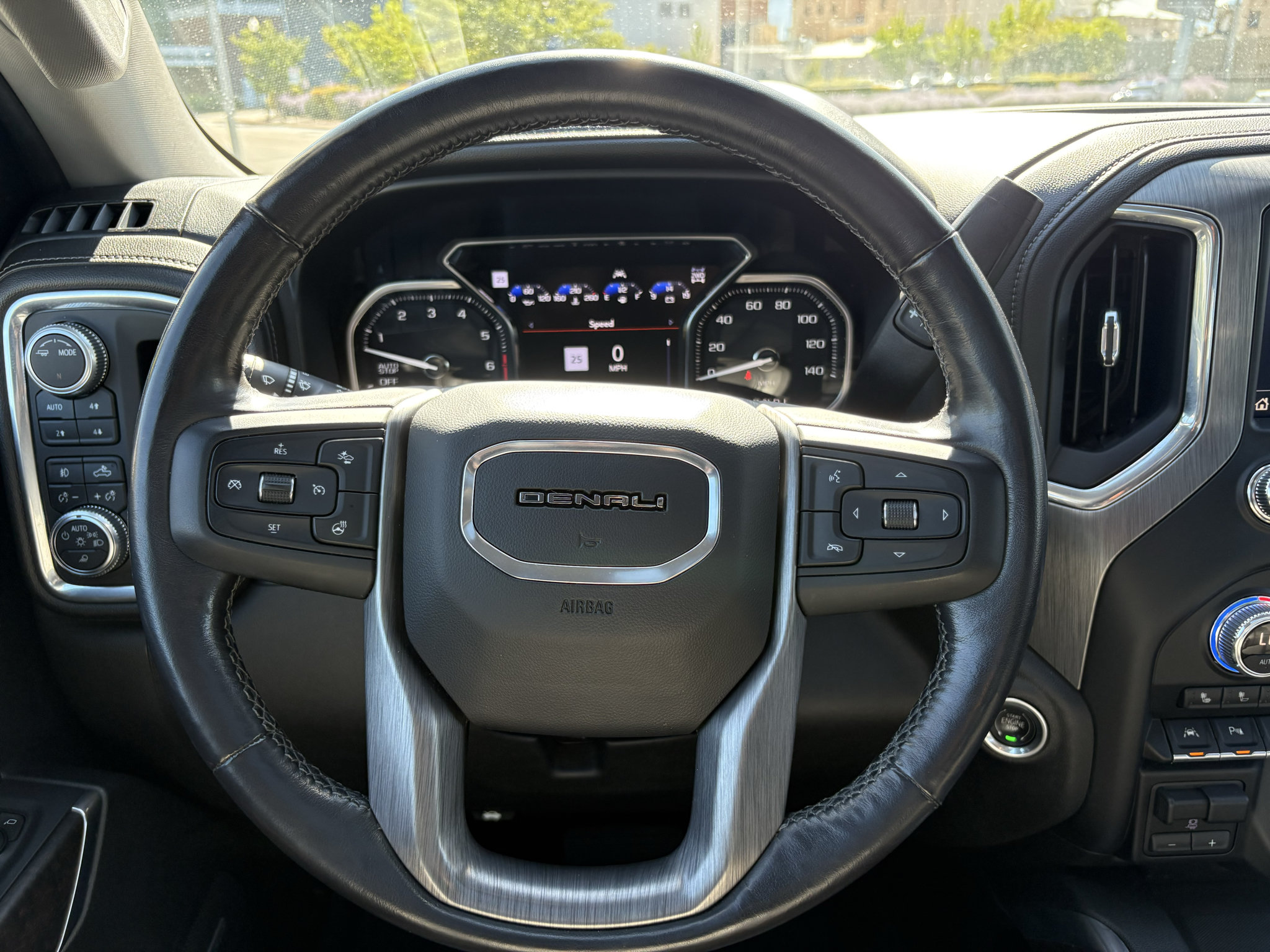 Used 2020 GMC Sierra 1500 Denali w/ Denali Ultimate Package AWD/4WD image 27