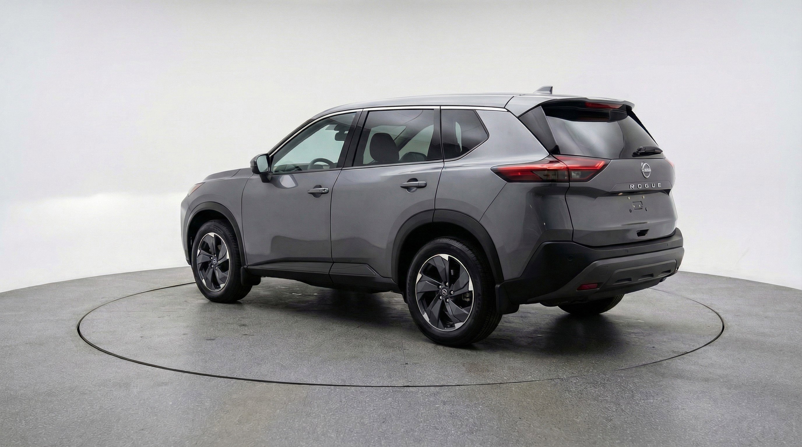 Used 2025 Nissan Rogue SV FWD image 6