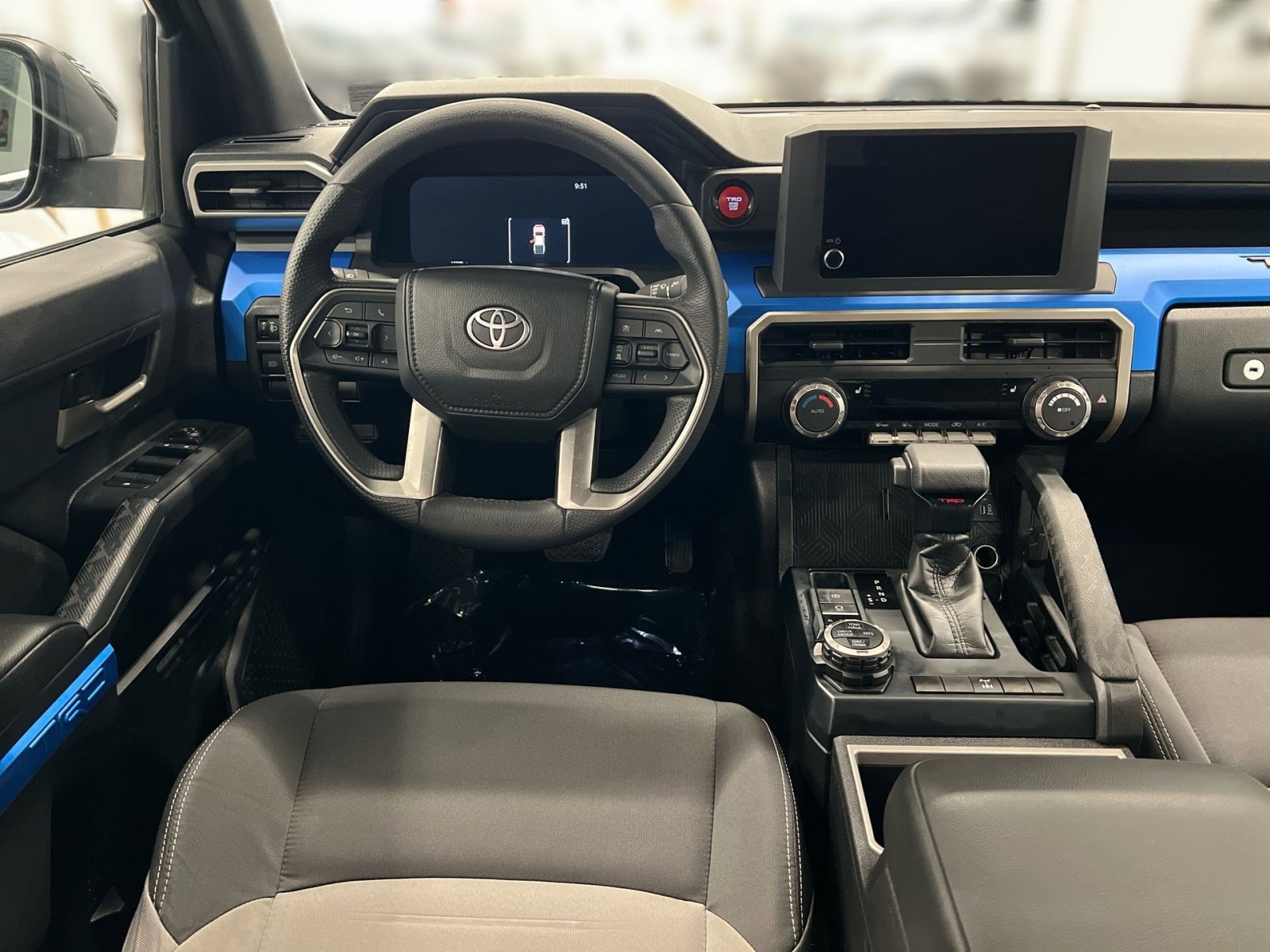 Used 2025 Toyota Tacoma TRD Off-Road image 19