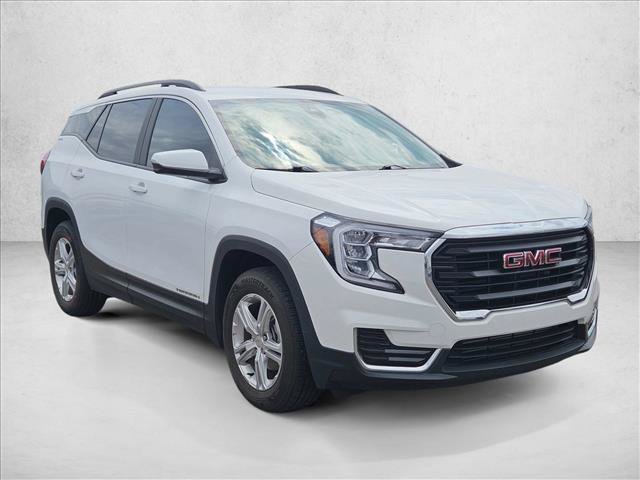 Used 2022 GMC Terrain SLE w/ Driver Convenience Package FWD image 3