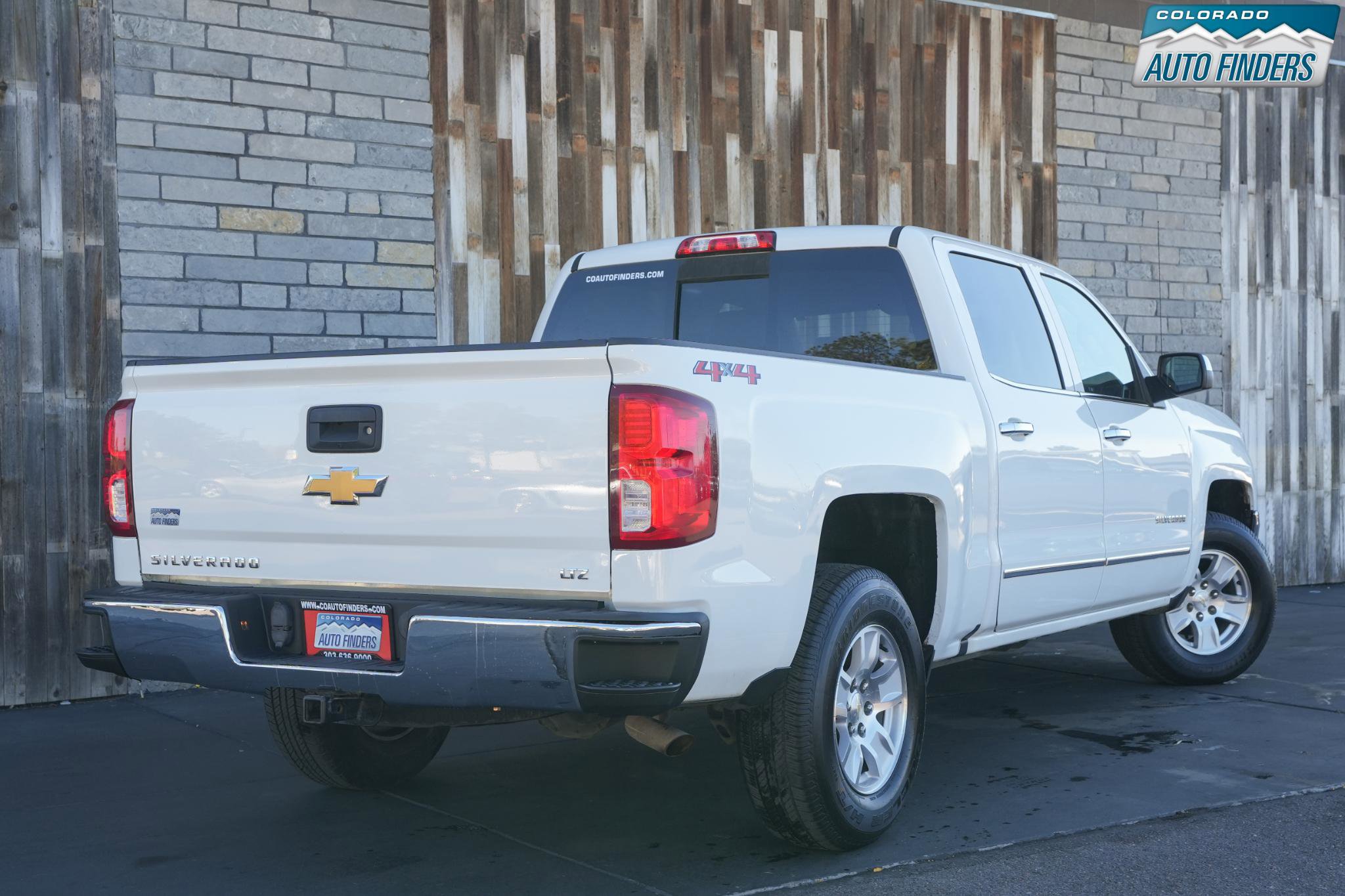 Used 2018 Chevrolet Silverado 1500 LTZ AWD/4WD image 7