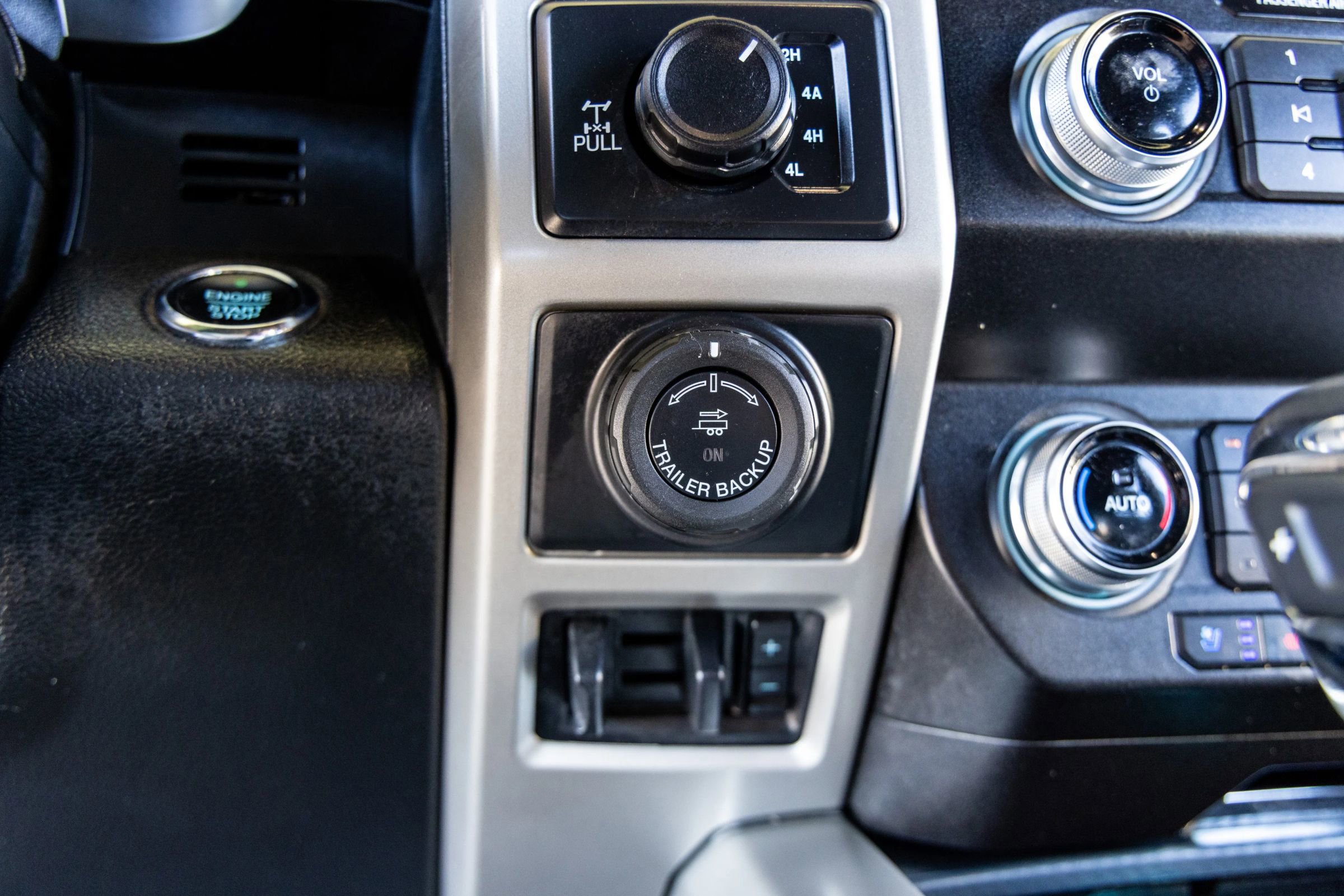 Used 2020 Ford F150 Lariat w/ Equipment Group 502A Luxury image 28