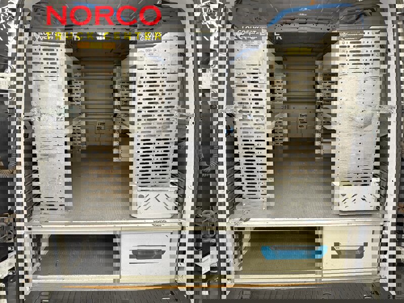 Used 2016 Ford Transit Connect XL image 13