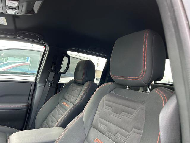 Used 2023 Nissan Frontier PRO-4X w/ Pro Convenience Package image 9