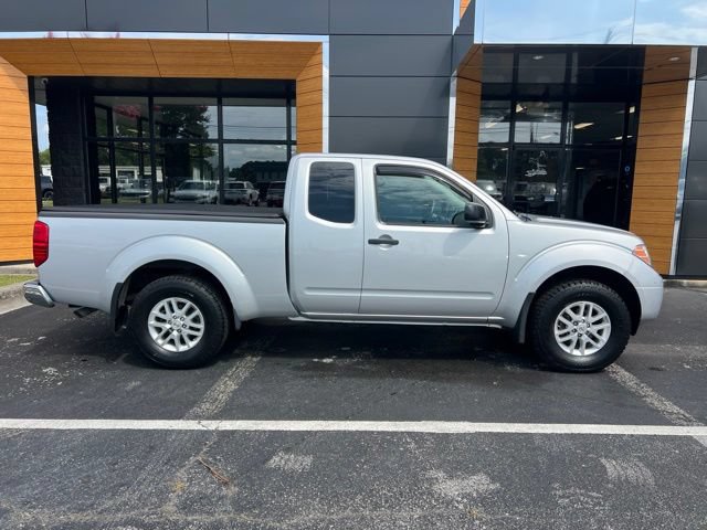 Used 2019 Nissan Frontier SV AWD/4WD image 2