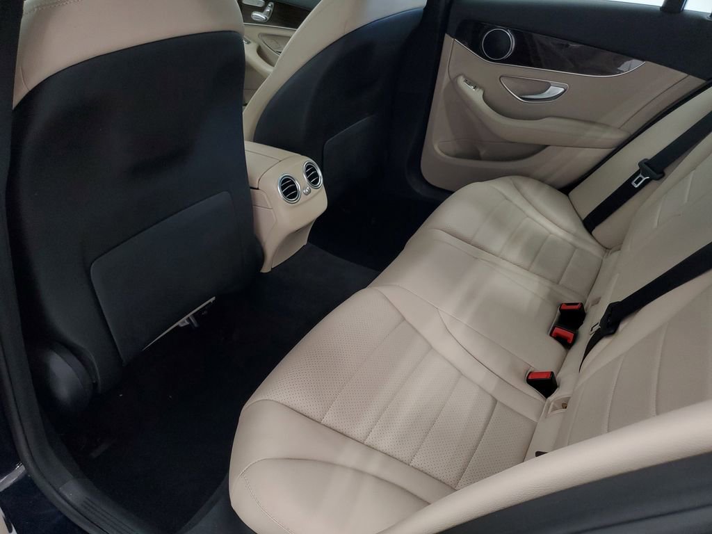Used 2018 Mercedes-Benz C 300 4MATIC Sedan image 25