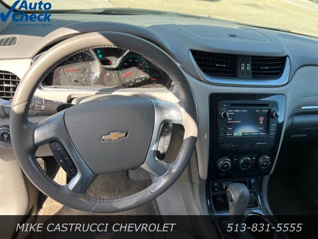 Used 2017 Chevrolet Traverse LT FWD image 7