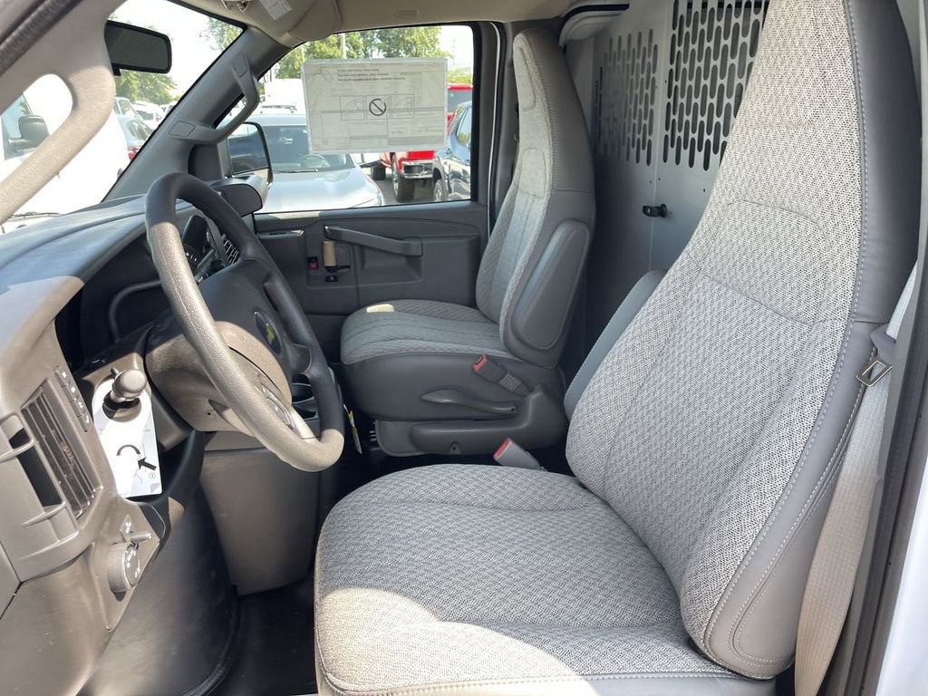 New 2025 Chevrolet Express 2500 w/ Driver Convenience Package RWD image 7