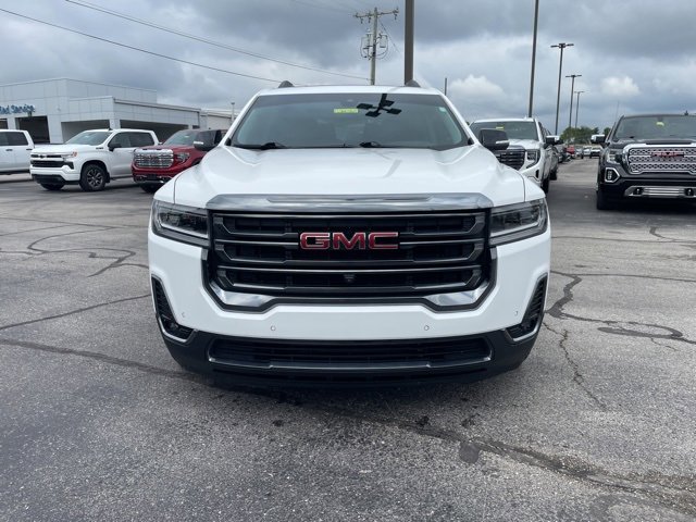 Used 2023 GMC Acadia AT4 w/ Technology Package image 3