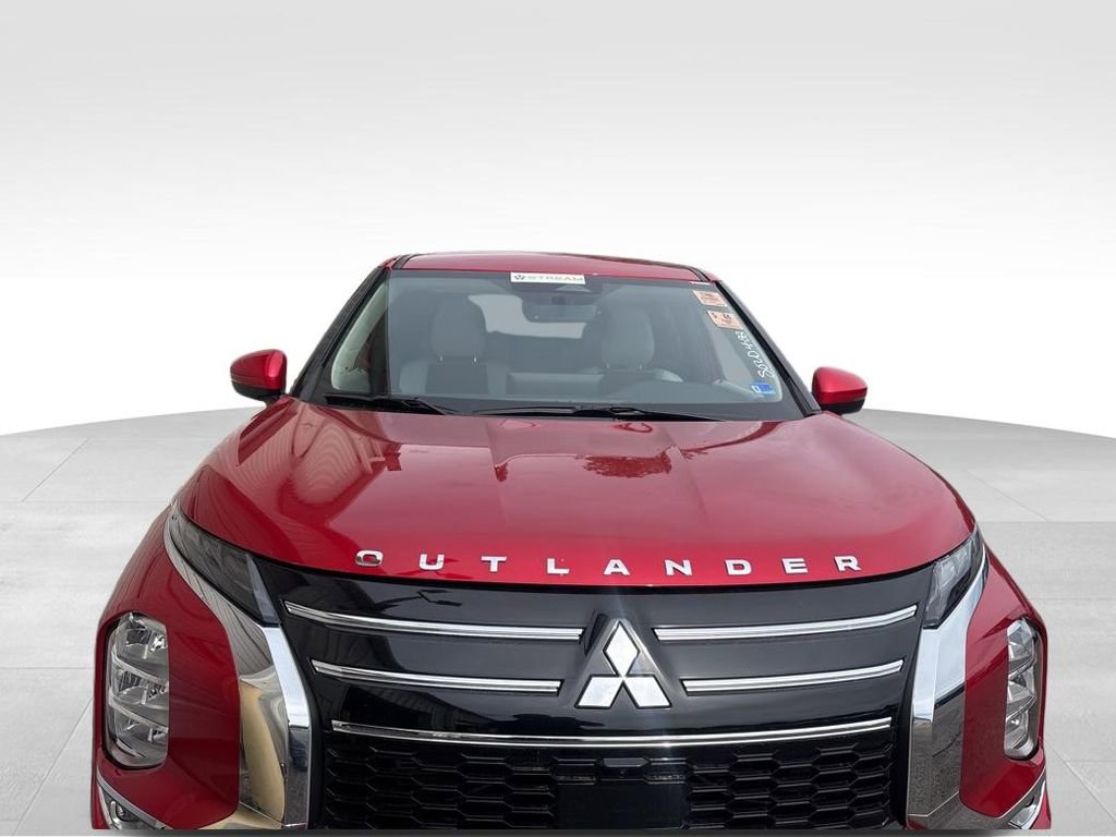 Used 2025 Mitsubishi Outlander SE FWD image 5