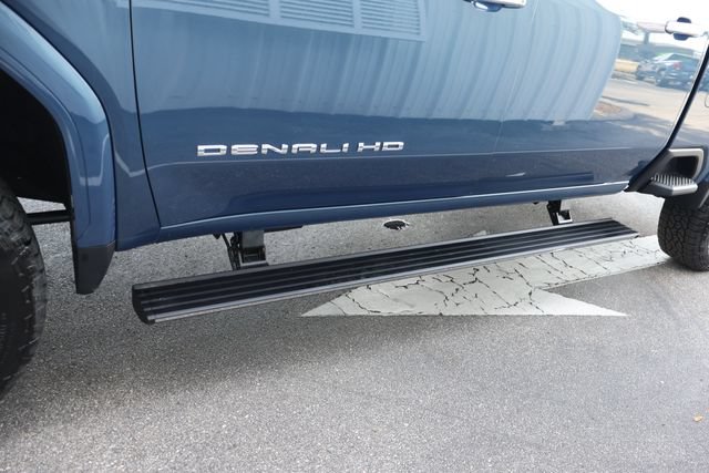 New 2026 GMC Sierra 2500 Denali Ultimate AWD/4WD image 10