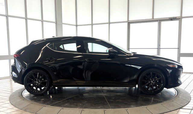 Used 2021 MAZDA MAZDA3 s FWD image 8