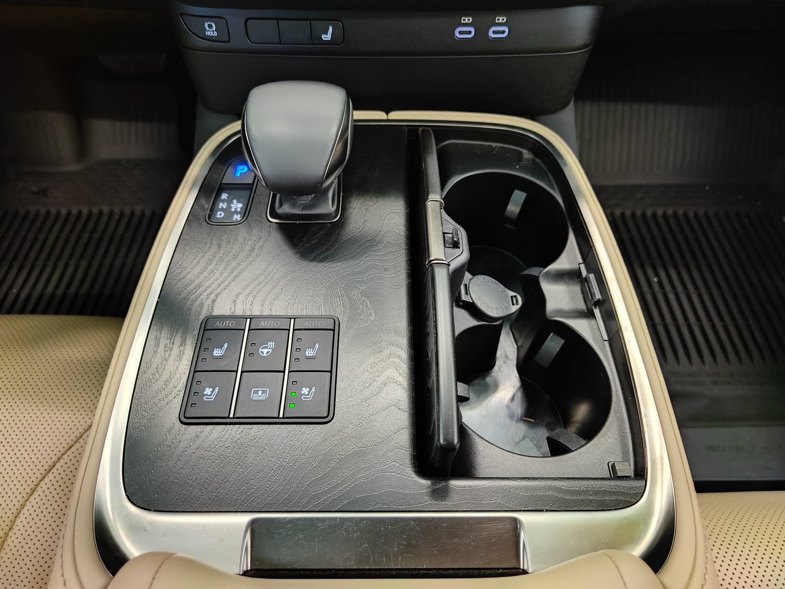 Used 2024 Lexus LS 500 RWD image 33