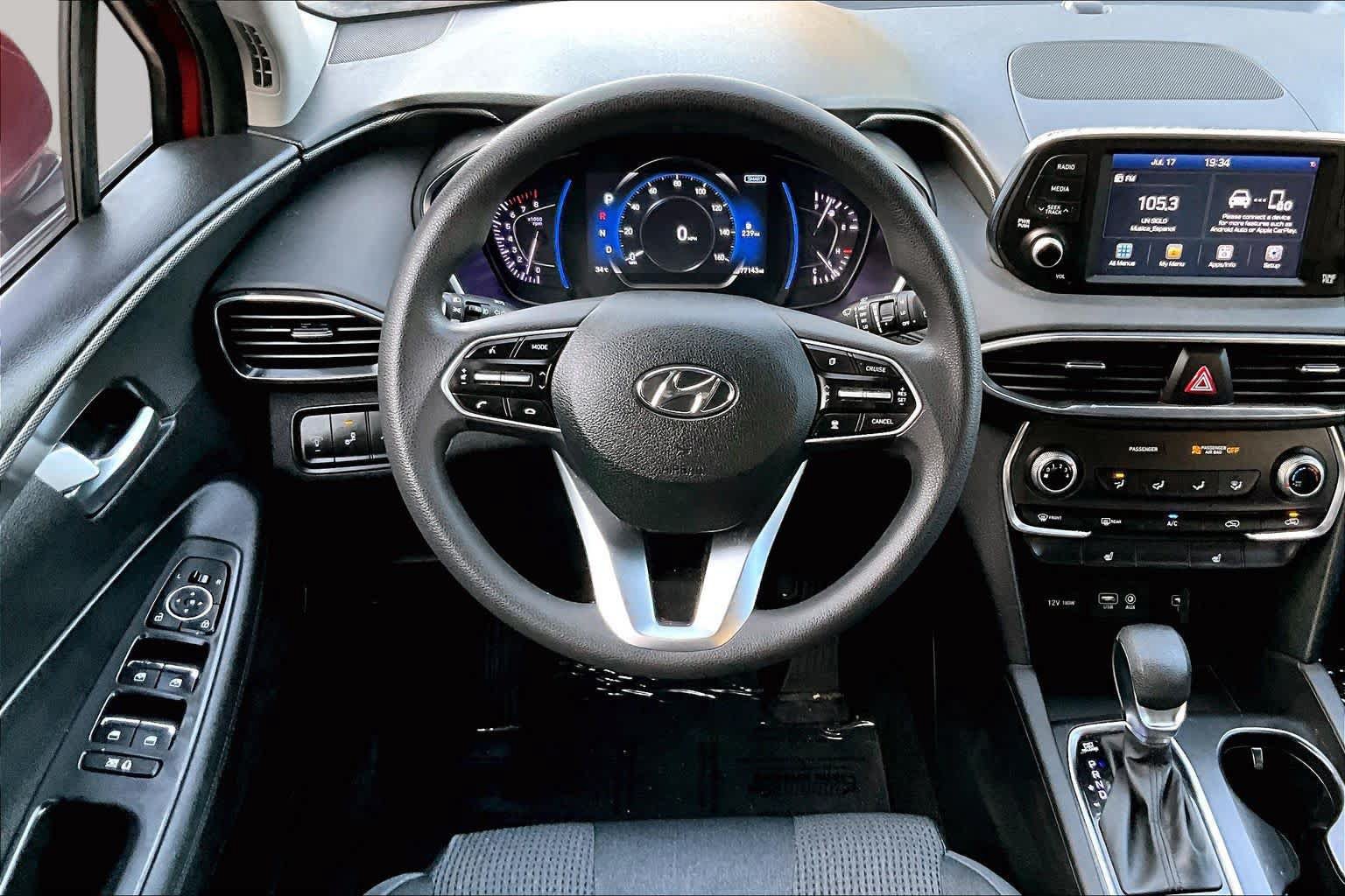 Used 2019 Hyundai Santa Fe SEL FWD image 6