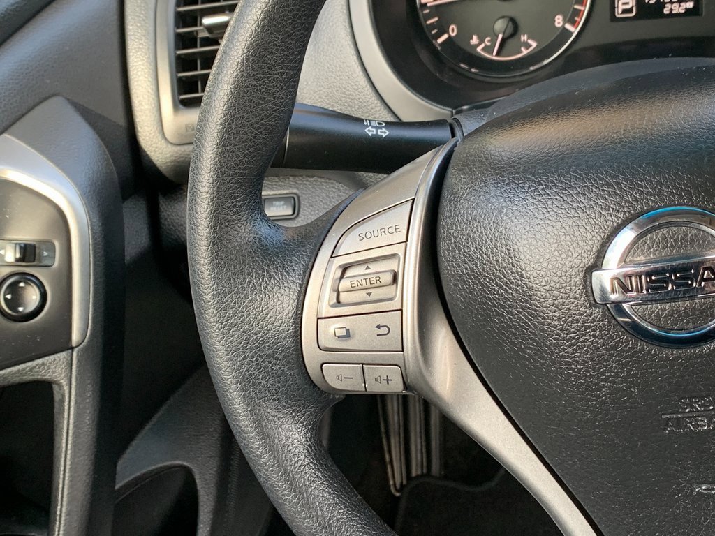 Used 2015 Nissan Altima 2.5 S w/ Sport Value Package image 13