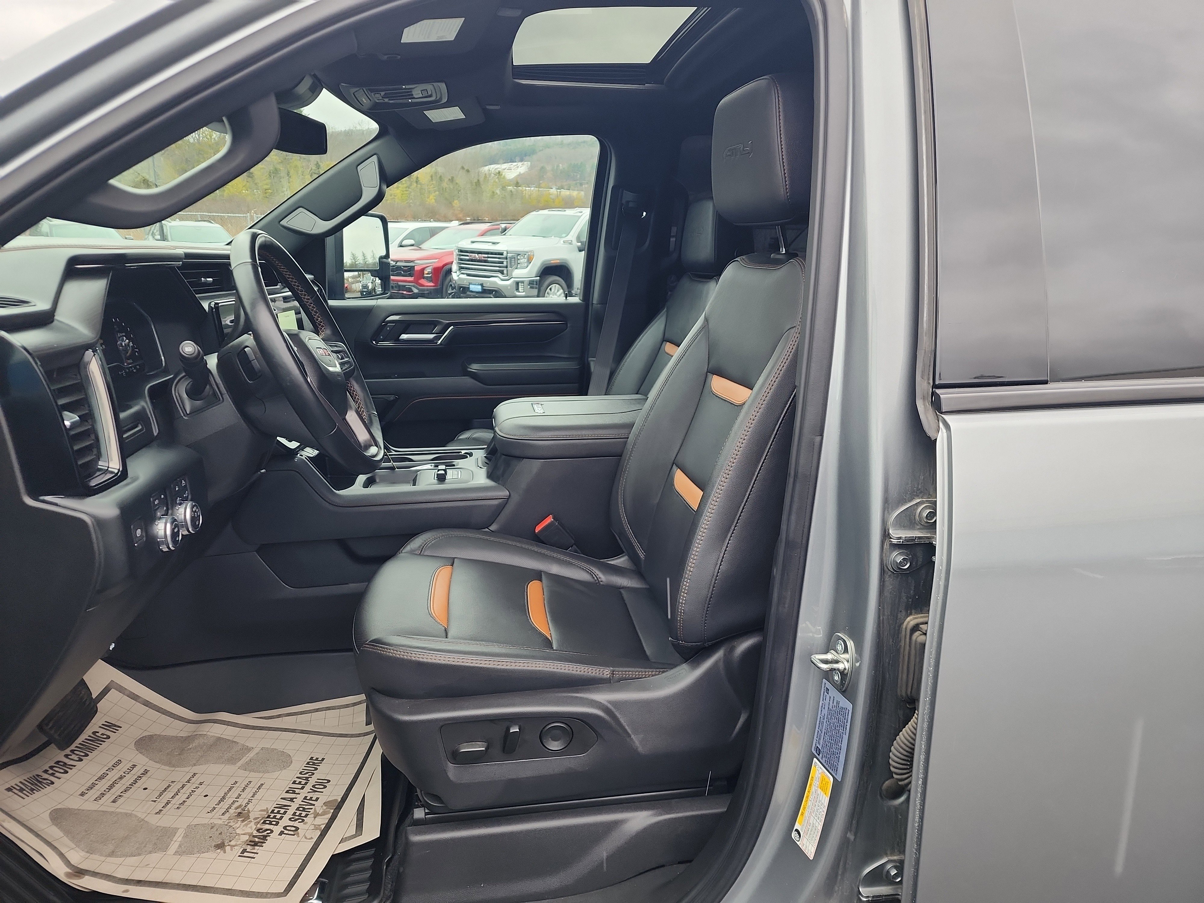 Certified 2024 GMC Sierra 2500 AT4 w/ AT4 Preferred Package image 11