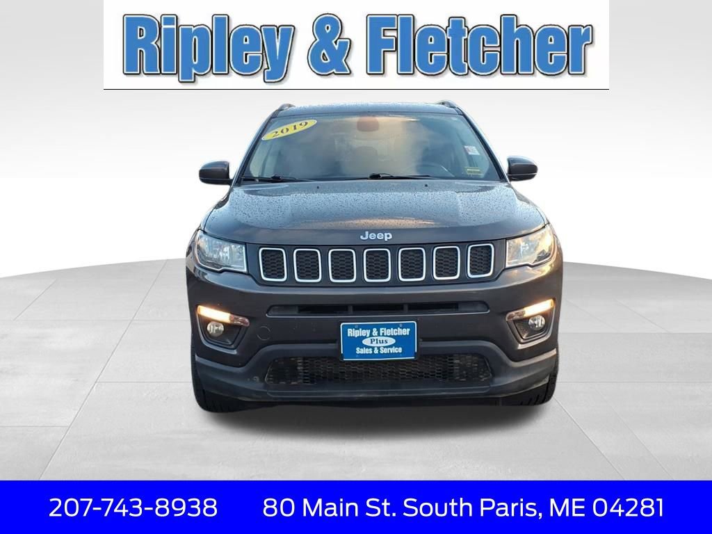 Used 2019 Jeep Compass Latitude w/ Popular Equipment Group image 2