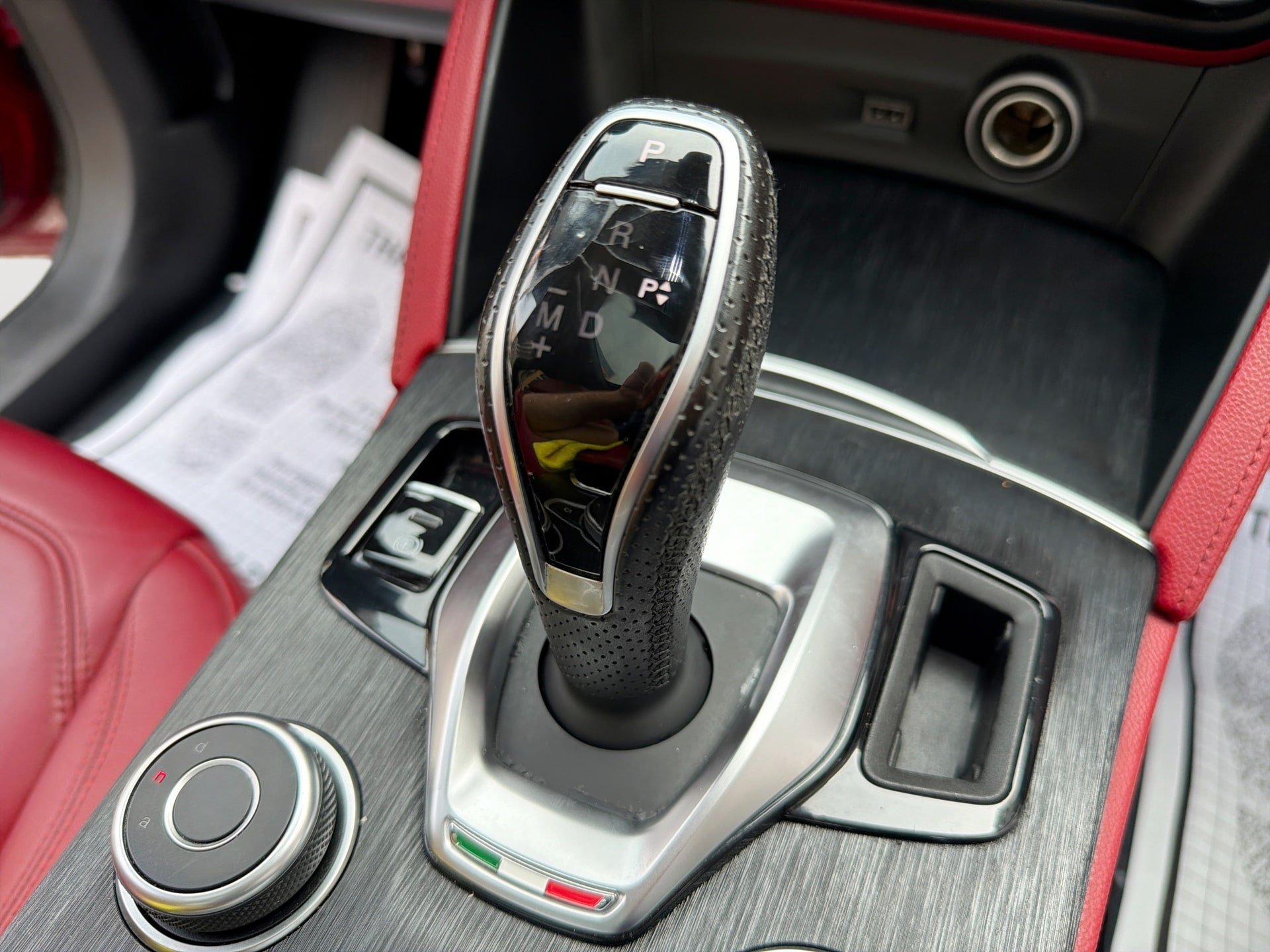 Used 2021 Alfa Romeo Stelvio Sprint w/ Sun & Sound Package RWD image 23