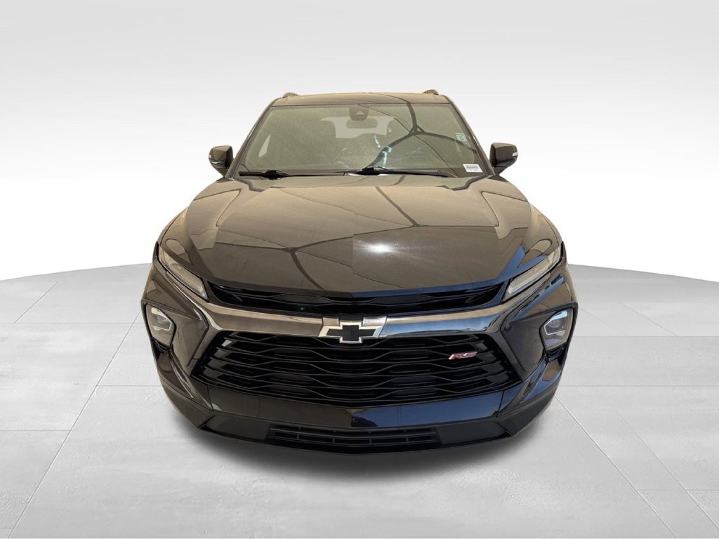 Used 2023 Chevrolet Blazer RS w/ Enhanced Convenience Package FWD image 3