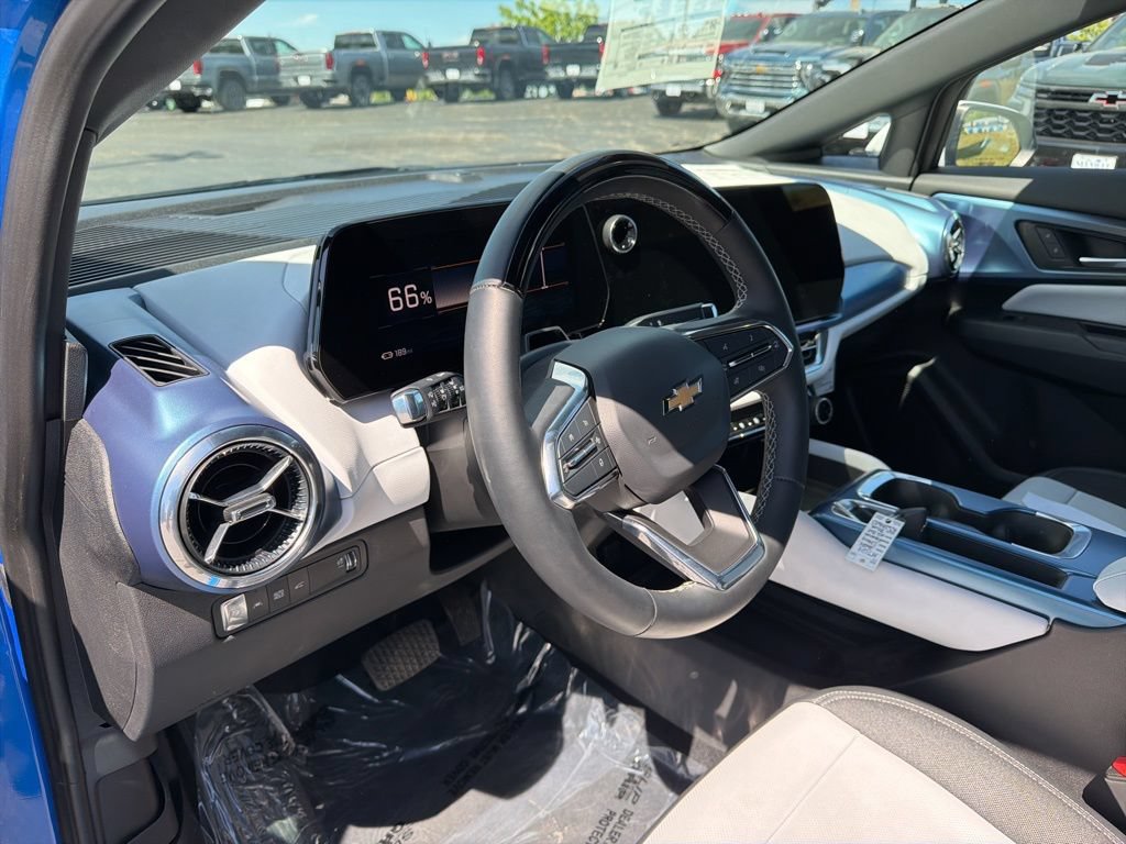 Certified 2024 Chevrolet Equinox EV LT w/ Active Safety Package 3 AWD/4WD image 17