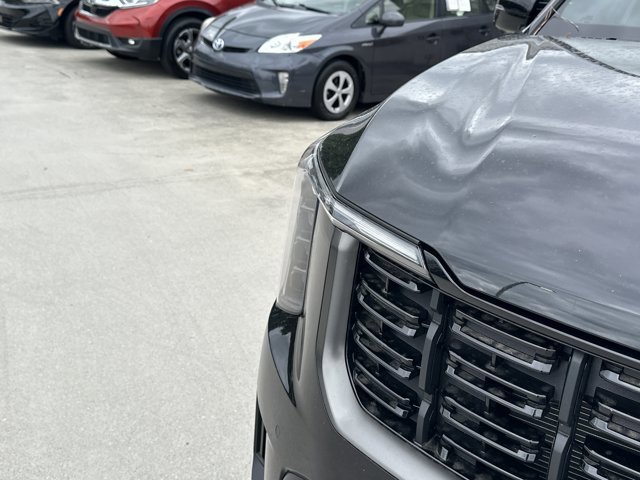 Used 2025 Kia Sorento SX Prestige w/ Olive Brown Leather Package image 13