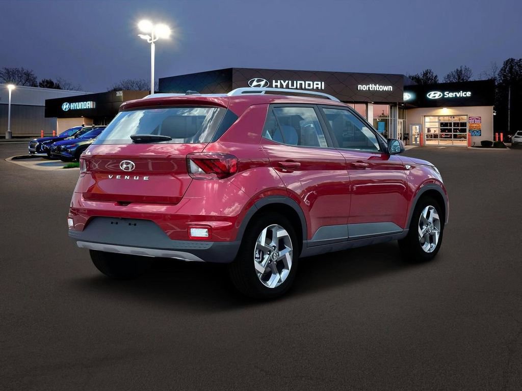 New 2025 Hyundai Venue Limited image 7