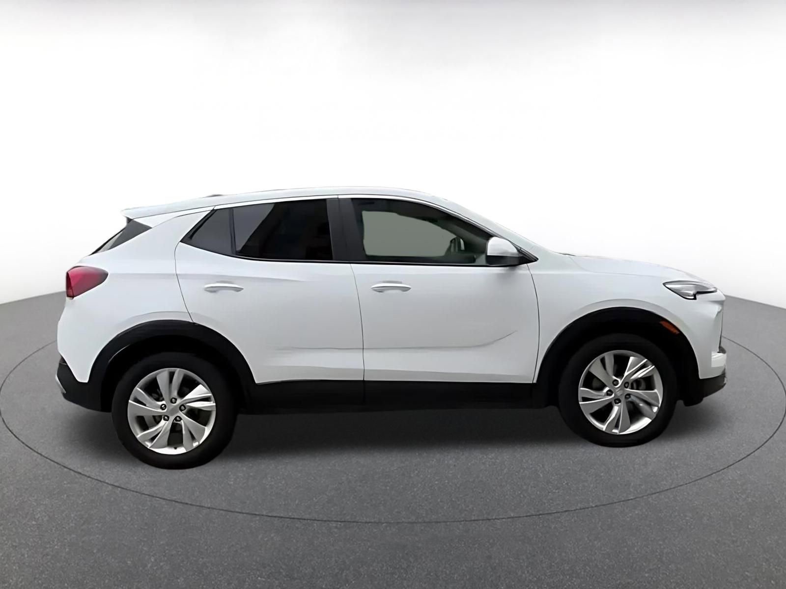 Used 2025 Buick Encore GX Preferred FWD image 13