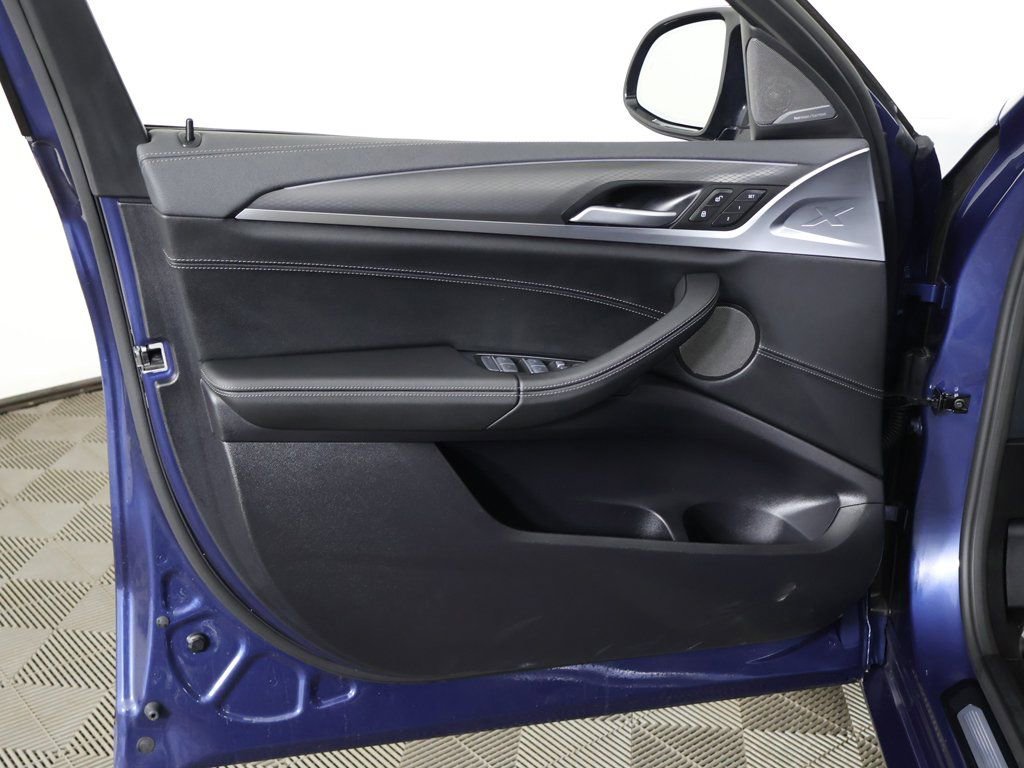 Used 2025 BMW X4 M40i w/ Premium Enhanced Package image 28