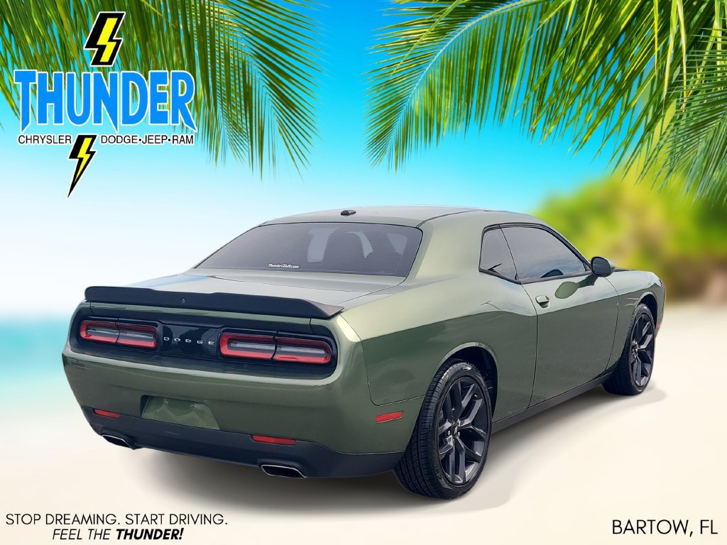 Used 2019 Dodge Challenger SXT w/ Blacktop Package RWD image 4