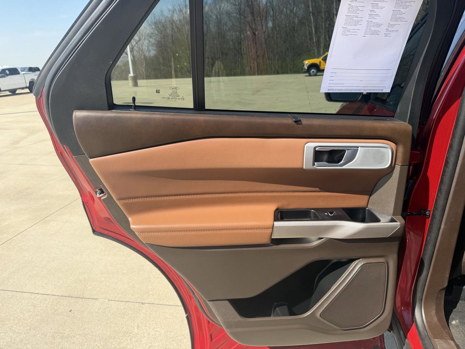 Used 2023 Ford Explorer King Ranch w/ Technology Package image 25