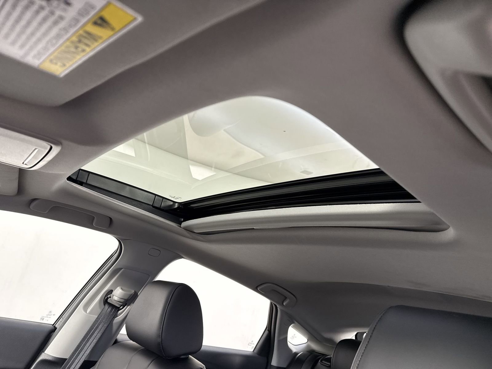 Certified 2026 Acura Integra FWD image 17