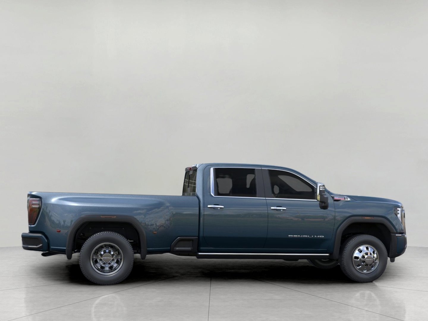 New 2026 GMC Sierra 3500 Denali w/ Denali Reserve Package AWD/4WD image 5
