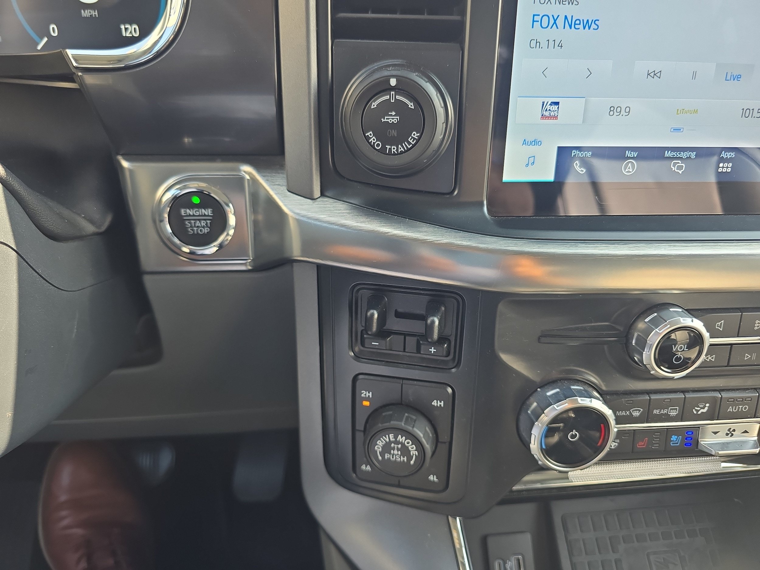 Used 2022 Ford F150 Lariat w/ Equipment Group 502A High AWD/4WD image 15