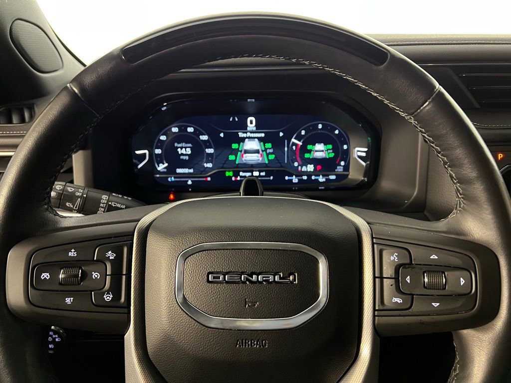Used 2023 GMC Yukon XL Denali w/ Denali Reserve Package image 33