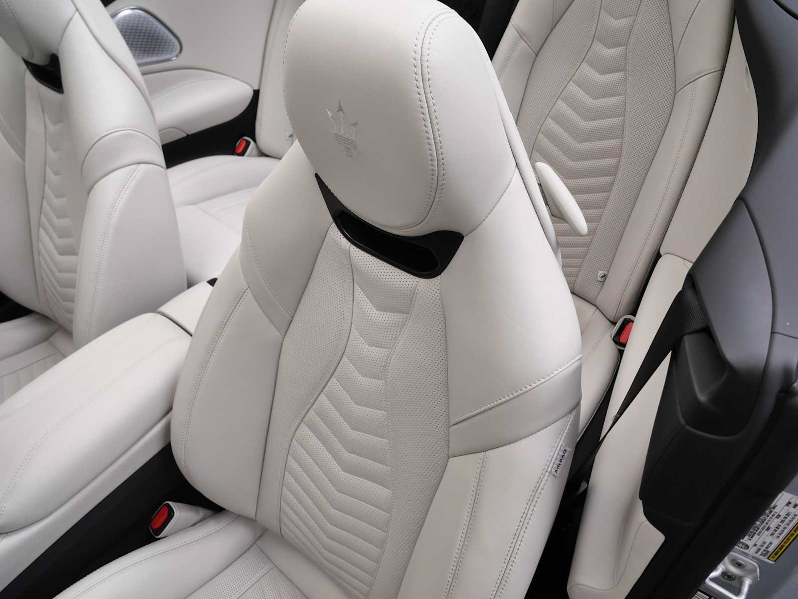 Used 2025 Maserati GranCabrio Modena AWD/4WD image 20