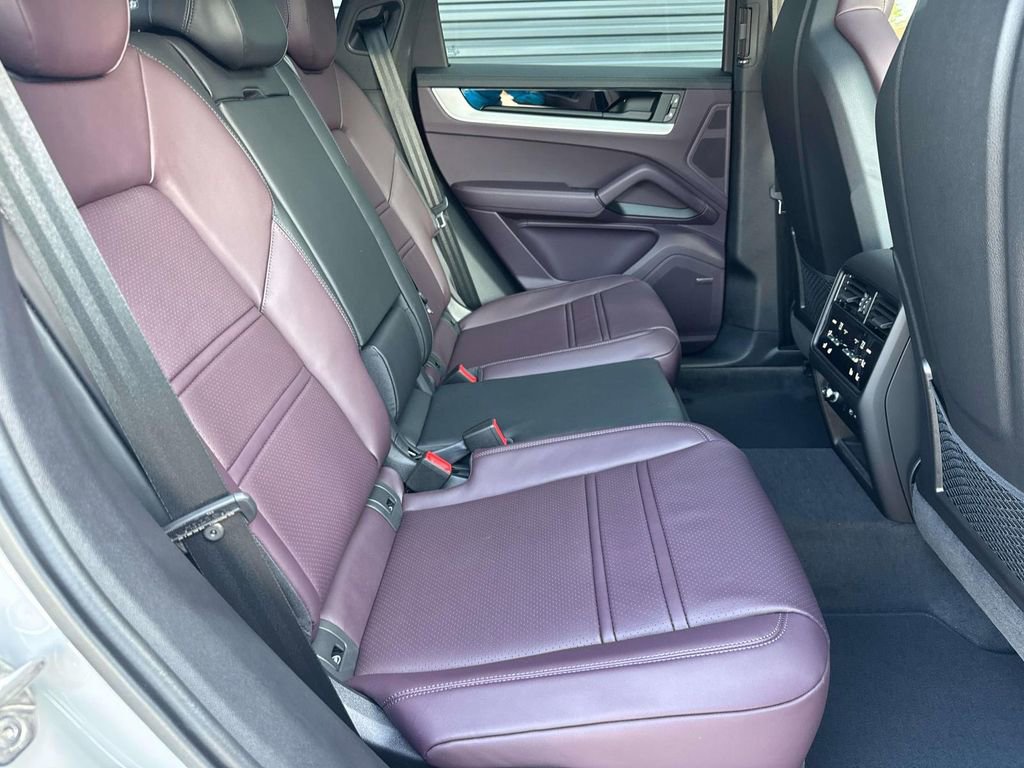 New 2026 Porsche Cayenne Coupe image 14
