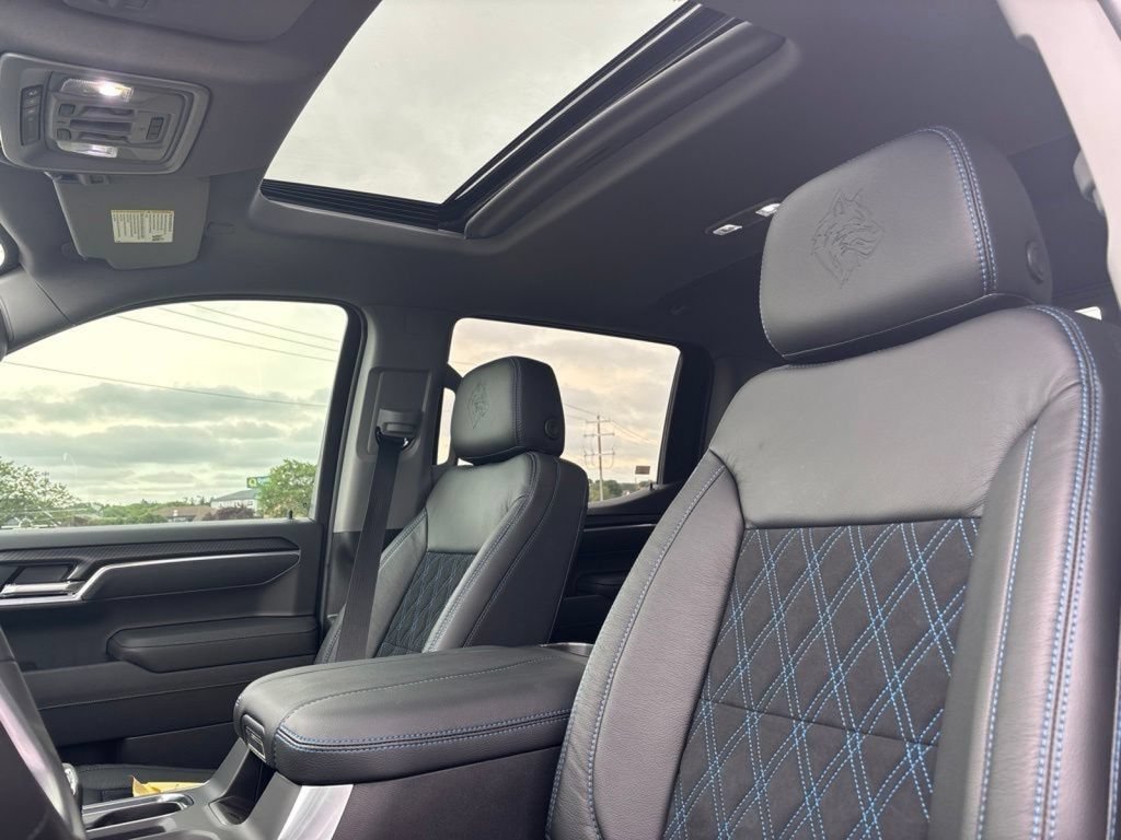 New 2026 GMC Sierra 1500 Elevation w/ Elevation Premium Package AWD/4WD image 20