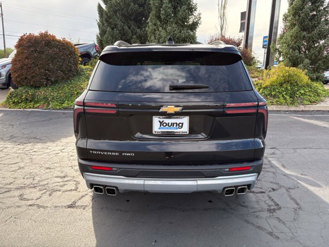 Used 2026 Chevrolet Traverse LT AWD/4WD image 16