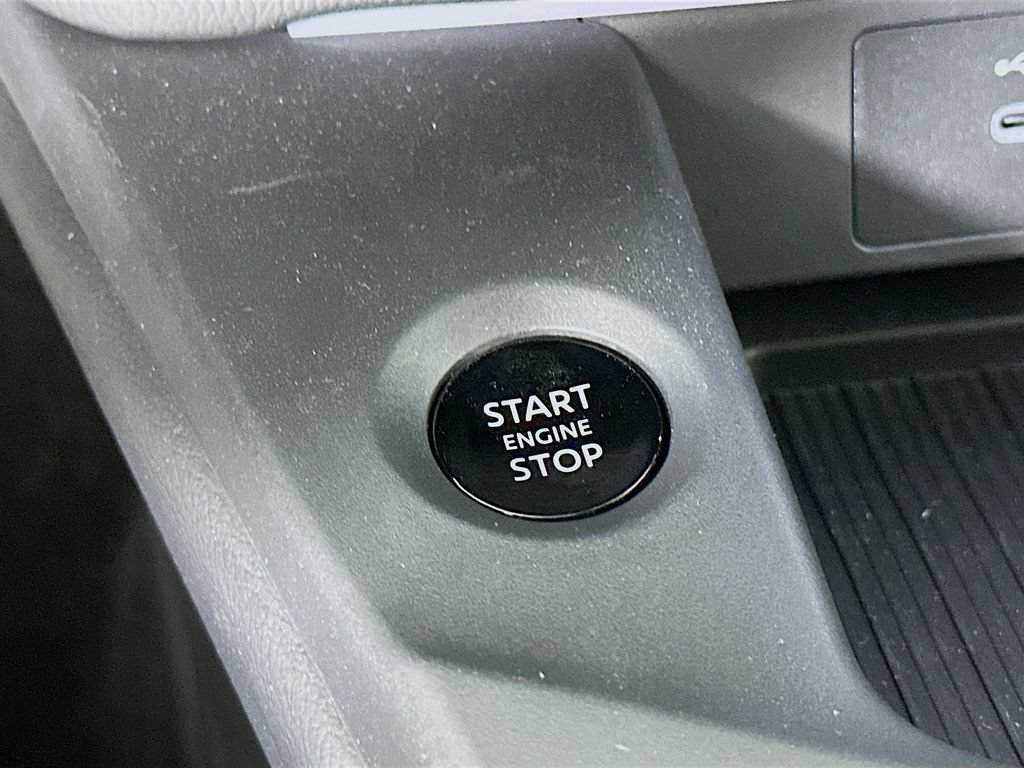 New 2026 Nissan Sentra SR w/ SR Premium Package FWD image 19