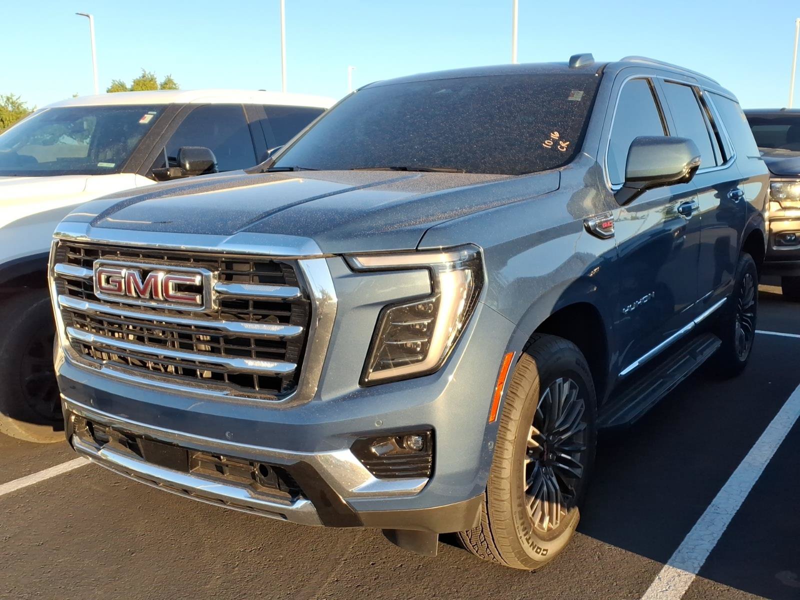 Used 2026 GMC Yukon Elevation RWD image 2