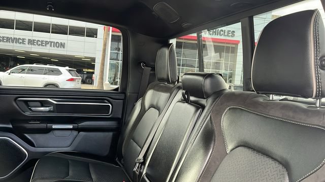 Used 2023 RAM 1500 Laramie AWD/4WD image 18