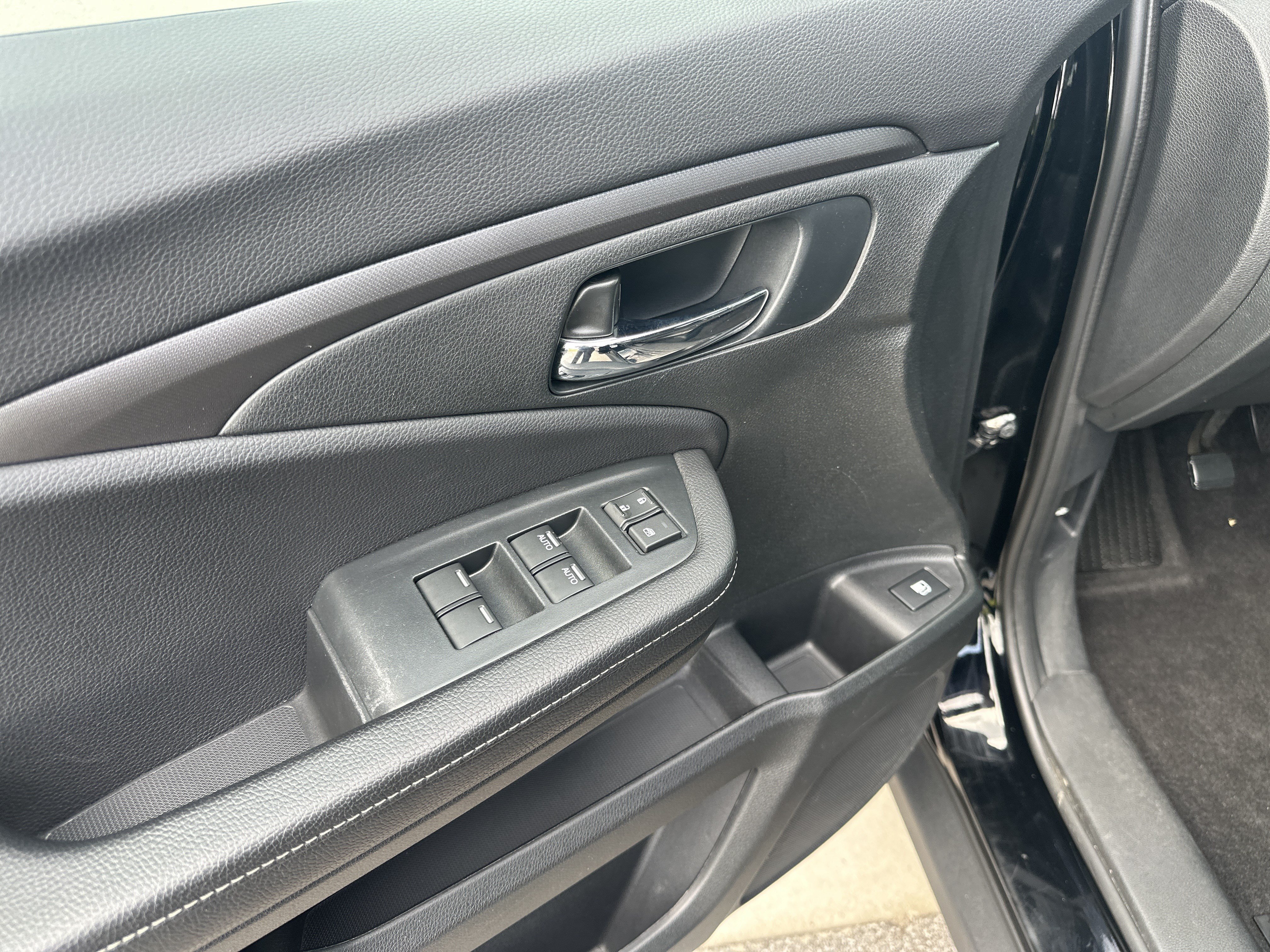 Certified 2023 Honda Ridgeline Sport image 14