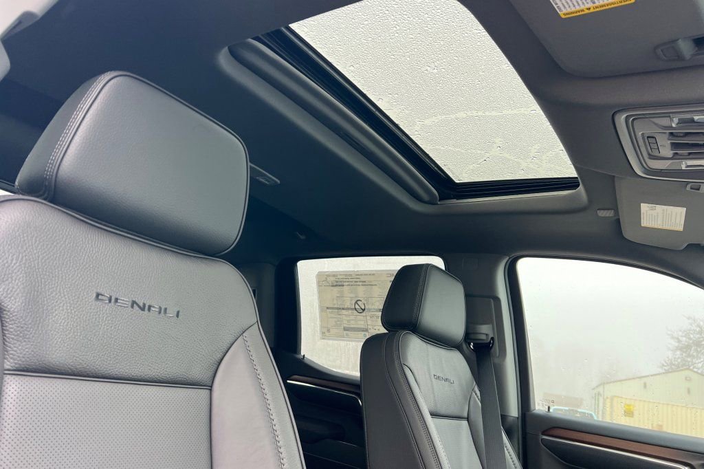 New 2026 GMC Sierra 1500 Denali w/ Denali Reserve Package image 13